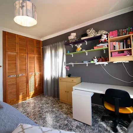 Laura Villa Arona (Tenerife)