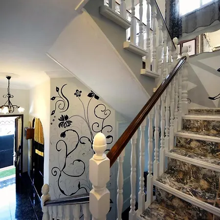 Villa Laura *